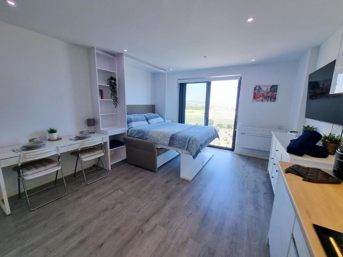 Top Floor Studio - The Hub Gibraltar - Self Catering Εξωτερικό φωτογραφία